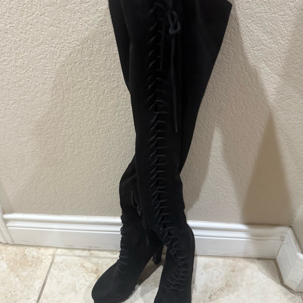 Remi Women's Black thigh high platform chunky Boots